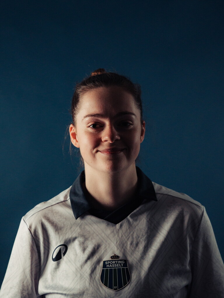 Jelena Geens middenveldster